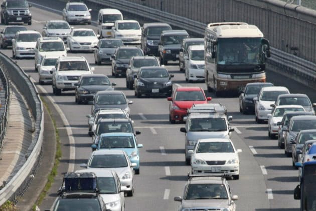 大型連休の高速渋滞対策 狙い目は 初日と最終日 Nikkei Style 大型連休の高速渋滞対策 狙い目は 初日と最終日 Nikkei Style