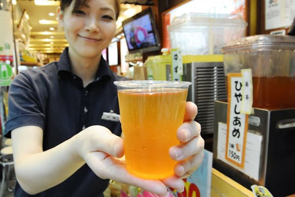 関西の夏の定番飲料 ひやしあめ 関東になぜない Nikkei Style 関西の夏の定番飲料 ひやしあめ 関東になぜない Nikkei Style