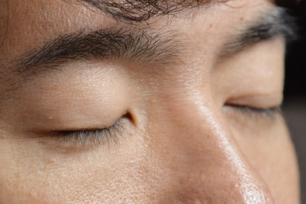 男は 見た目が9割 か まつげエクステでプチ変身 Nikkei Style 男は 見た目が9割 か まつげエクステでプチ変身 Nikkei Style