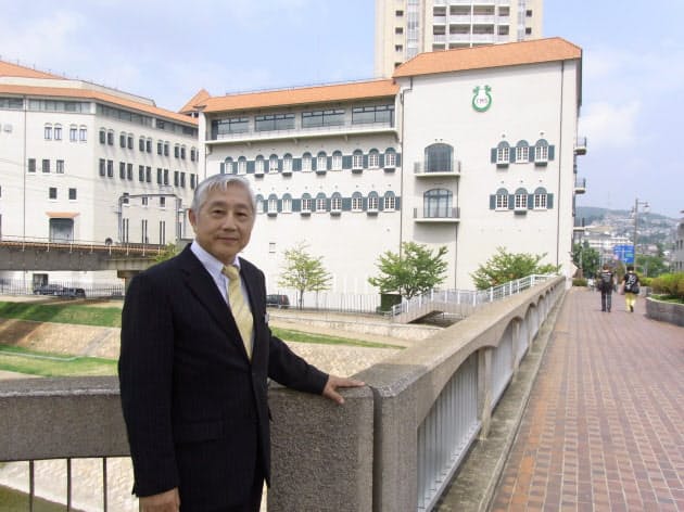 探しているのは原石 技術より意欲や素質 競争率倍 タカラジェンヌになる秘訣っ Nikkei Style 探しているのは原石 技術より意欲や素質 競争率倍 タカラジェンヌになる秘訣っ Nikkei Style