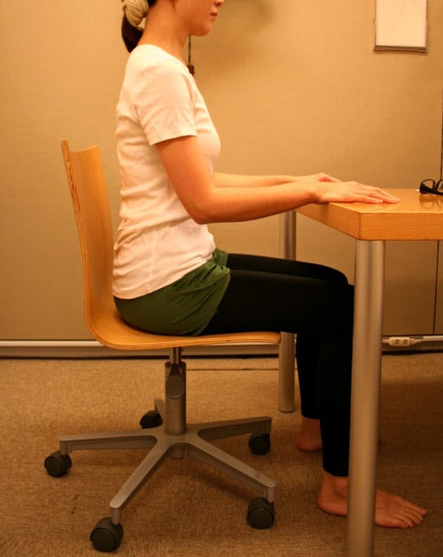 美しく座って できる女 に 腰の負担軽減も Nikkei Style 美しく座って できる女 に 腰の負担軽減も Nikkei Style