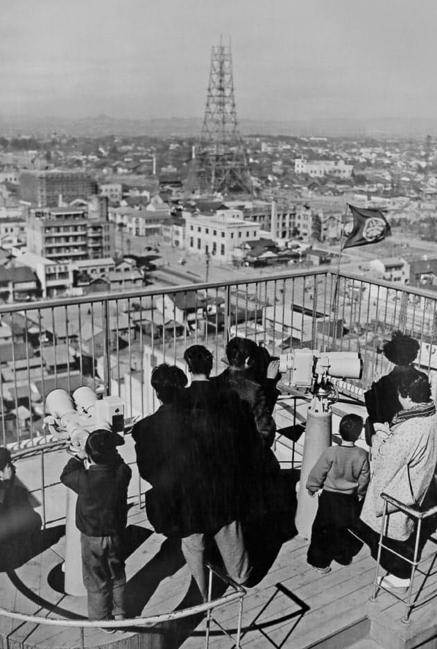 還暦 名古屋テレビ塔 結婚式 アイドルで生き残り Nikkei Style 還暦 名古屋テレビ塔 結婚式 アイドルで生き残り Nikkei Style