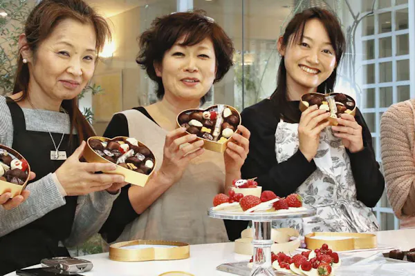 イスラエル発 Nyで話題のチョコレートバーが初上陸 Nikkei Style イスラエル発 Nyで話題のチョコレートバーが初上陸 Nikkei Style