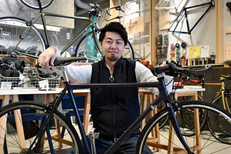 カフェや雑貨が人を呼ぶ おしゃれすぎる 自転車屋 Nikkei Style カフェや雑貨が人を呼ぶ おしゃれすぎる 自転車屋 Nikkei Style