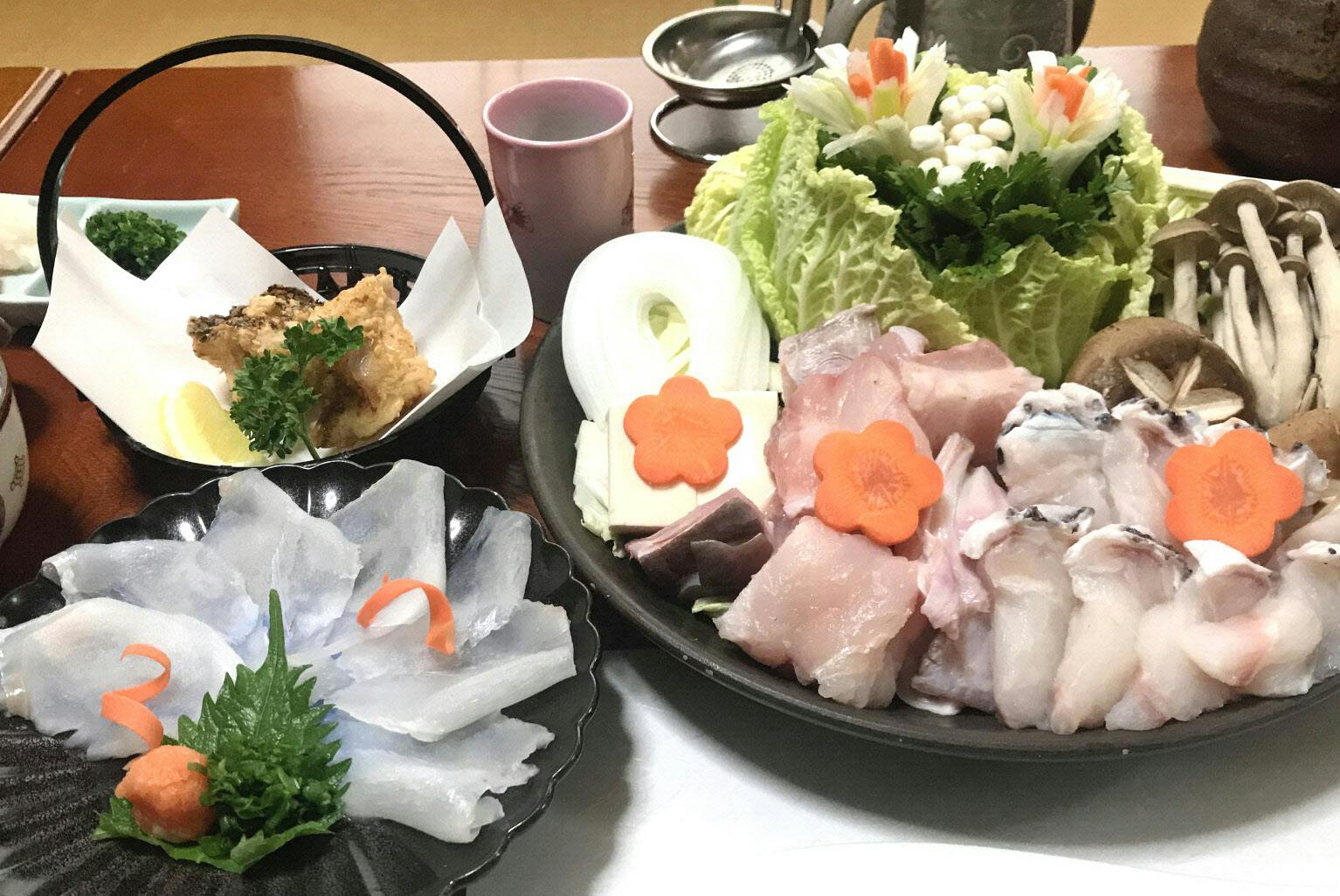 ほかの魚はもうクエん 日本一 和歌山 日高のクエ鍋 Nikkei Style ほかの魚はもうクエん 日本一 和歌山 日高のクエ鍋 Nikkei Style
