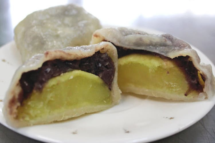 ほくほくのイモに小豆あんの甘み 熊本 いきなり団子 Nikkei Style ほくほくのイモに小豆あんの甘み 熊本 いきなり団子 Nikkei Style