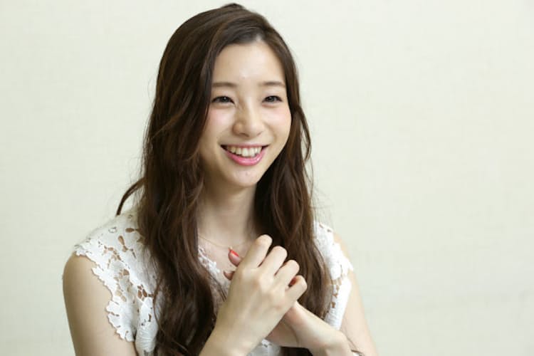 女優 足立梨花さん 母とは姉妹のような距離感 Nikkei Style 女優 足立梨花さん 母とは姉妹のような距離感 Nikkei Style