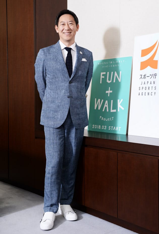 ダサい の声は承知の上 スニーカー通勤のススメ Nikkei Style ダサい の声は承知の上 スニーカー通勤のススメ Nikkei Style