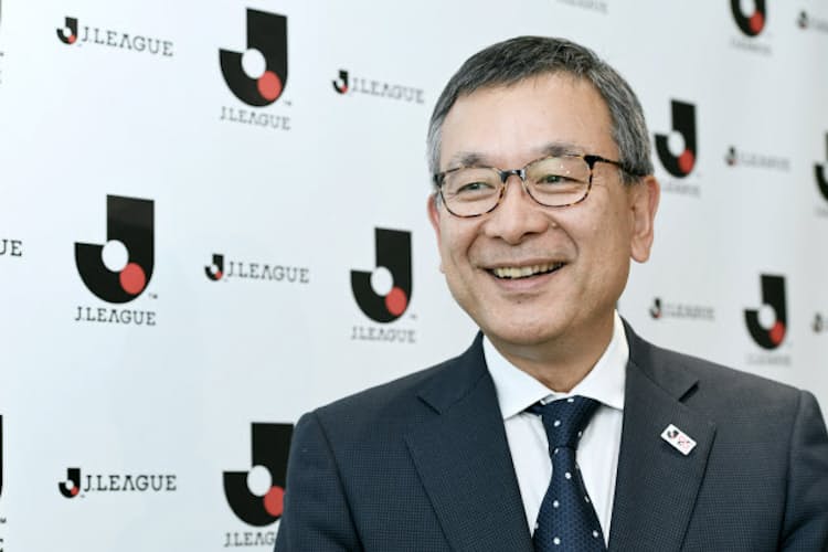 Jリーグ 2100億円の放映権料獲得 Daznのデジタル配信でサッカーはどう変わる Nikkei Style Jリーグ 2100億円の放映権料獲得 Daznのデジタル配信でサッカーはどう変わる Nikkei Style
