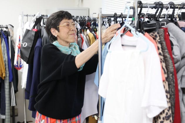 ドラマスタイリストの極意 全身のバランスを計算する Nikkei Style ドラマスタイリストの極意 全身のバランスを計算する Nikkei Style