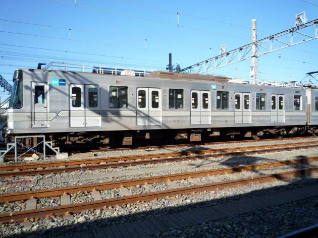 メトロ日比谷線が五輪前に変身 車両長く 新駅も Nikkei Style