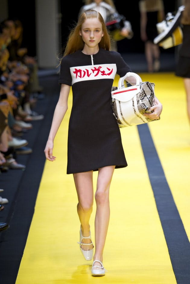 カタカナイケテル 大胆ロゴ 外国人 おしゃれ Nikkei Style カタカナイケテル 大胆ロゴ 外国人 おしゃれ Nikkei Style