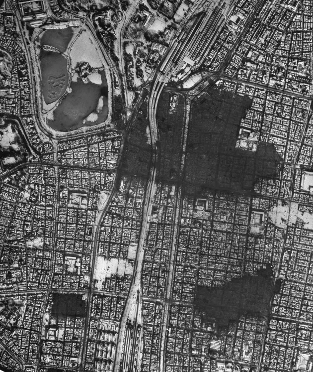 空襲直後の東京 広島 米軍撮影の空中写真が本に Nikkei Style 空襲直後の東京 広島 米軍撮影の空中写真が本に Nikkei Style