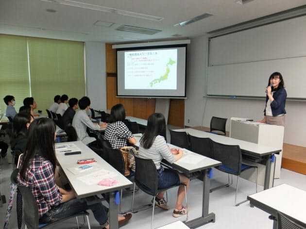 防げ ブラック就職 学生に労働法の出前講座も Nikkei Style