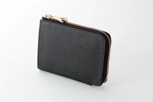 今どきの二つ折り財布は タフな革 が決め手 Nikkei Style 今どきの二つ折り財布は タフな革 が決め手 Nikkei Style