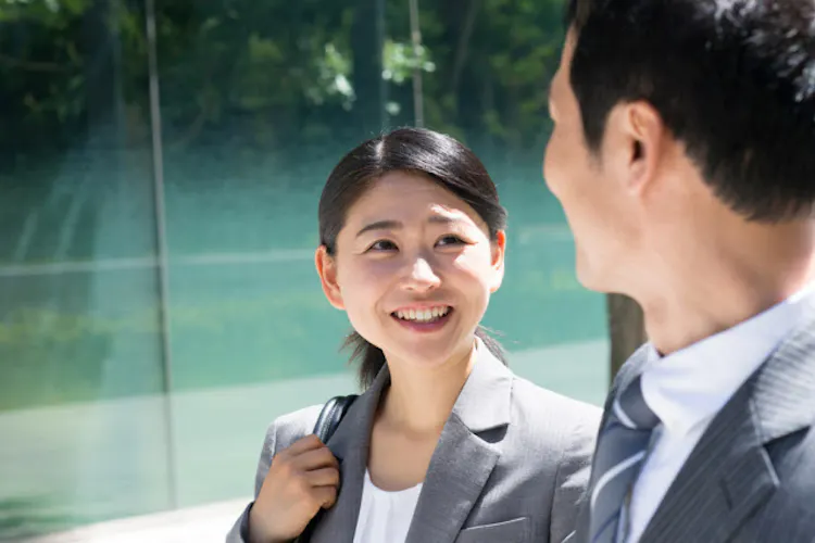気になる人とグッと親しくなる 4つの会話のコツ Nikkei Style