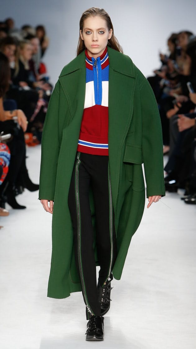 気分はグランピング 都会で着る進化形スポーティー Nikkei Style 気分はグランピング 都会で着る進化形スポーティー Nikkei Style