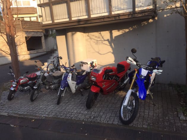 つるの剛士 本当に最強 スーパーカブ4台使い分け Nikkei Style つるの剛士 本当に最強 スーパーカブ4台使い分け Nikkei Style