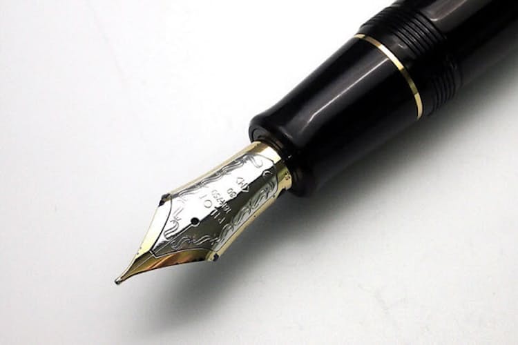 驚きのなめらかさ 今買いたい高級万年筆の名品7選 Nikkei Style 驚きのなめらかさ 今買いたい高級万年筆の名品7選 Nikkei Style