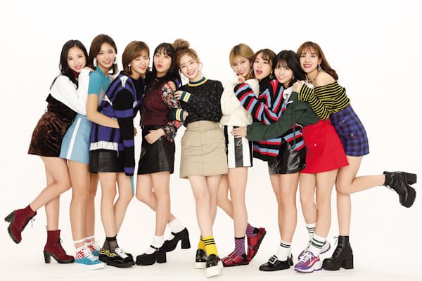 Twice 10代女子に圧倒的人気 ワイモバイルcm3位 Nikkei Style Twice 10代女子に圧倒的人気 ワイモバイルcm3位 Nikkei Style