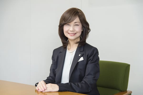気づきと言葉が支えに 座右の銘は 辛酸亦入佳境 Nikkei Style 気づきと言葉が支えに 座右の銘は 辛酸亦入佳境 Nikkei Style