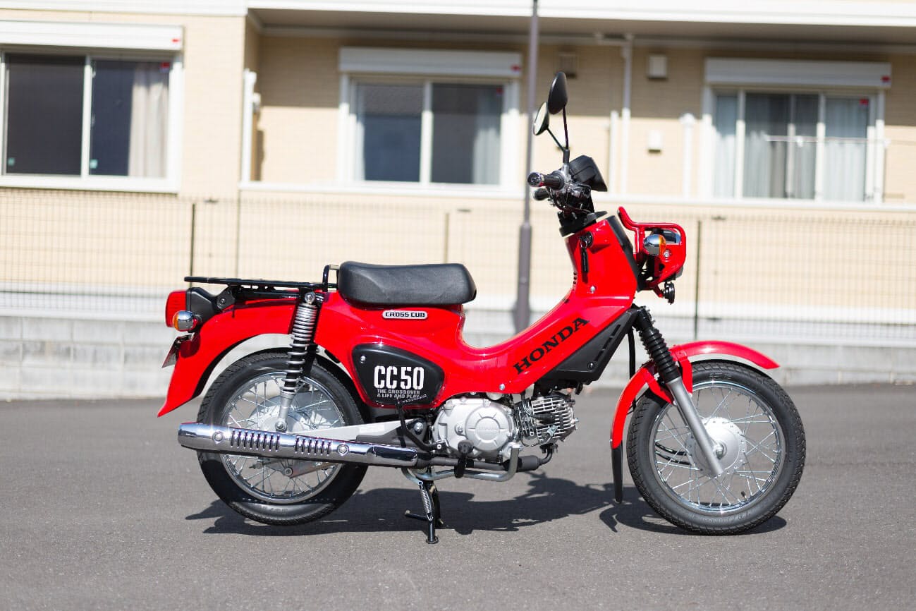 クロスカブ50を試乗しての印象 ホンダの新型クロスカブ 原付に新風 女性にアピール Nikkei Style クロスカブ50を試乗しての印象 ホンダの新型クロスカブ 原付に新風 女性にアピール Nikkei Style