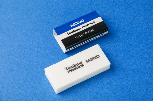 青白黒は国旗をイメージ 最初はオマケだったmono消しゴム 半世紀の道のり Nikkei Style