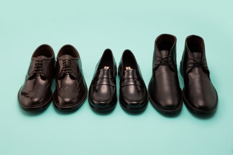 上品さ ゴム長級の防水 雨が楽しいビジネス靴3選 Nikkei Style 上品さ ゴム長級の防水 雨が楽しいビジネス靴3選 Nikkei Style