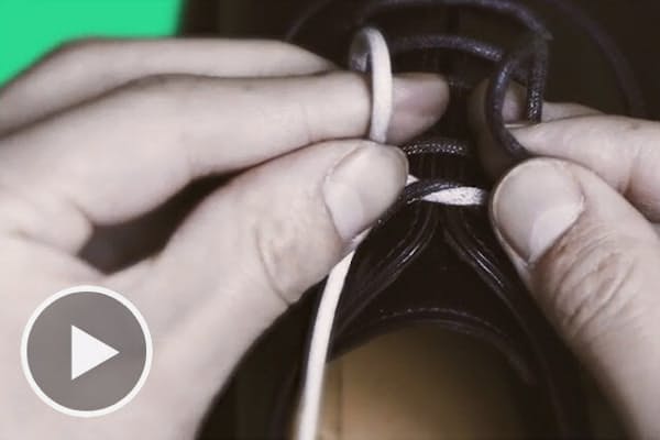 靴紐の結び方 美しくほどけにくい 二重結び Nikkei Style 靴紐の結び方 美しくほどけにくい 二重結び Nikkei Style