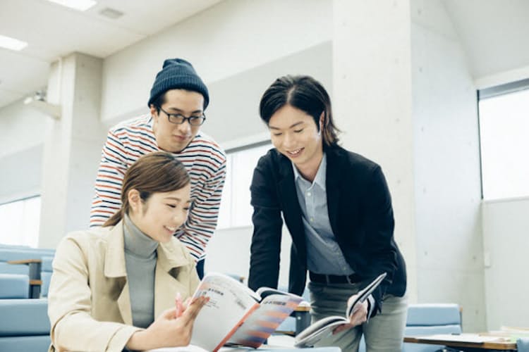 もはや大学に遊ぶ暇はない 親の知らない学生事情 Nikkei Style もはや大学に遊ぶ暇はない 親の知らない学生事情 Nikkei Style