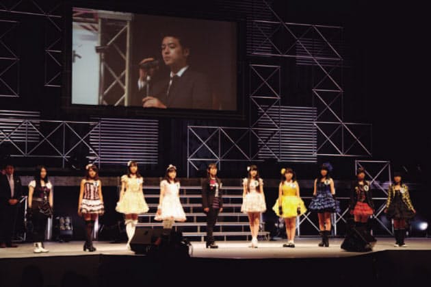石原さとみや武井咲を発掘した仕組みとは 芸能プロダクション研究 2 Nikkei Style 石原さとみや武井咲を発掘した仕組みとは 芸能プロダクション研究 2 Nikkei Style