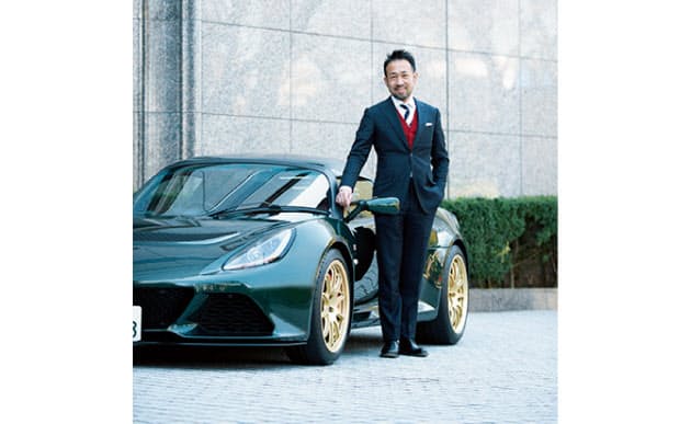 品良く自己演出 休日のドライブをスーツできめる Nikkei Style 品良く自己演出 休日のドライブをスーツできめる Nikkei Style