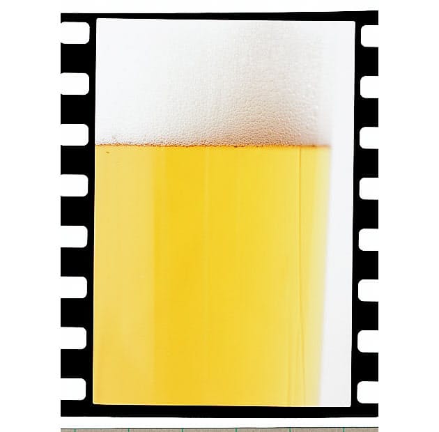 グラス内側の気泡は危険信号 ドライにはストレート 家飲みビールをうまくするグラ Nikkei Style