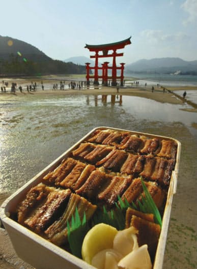 宮島 あなご 三陸 うに 旅の達人おすすめ駅弁ランキング Nikkei Style 宮島 あなご 三陸 うに 旅の達人おすすめ駅弁ランキング Nikkei Style