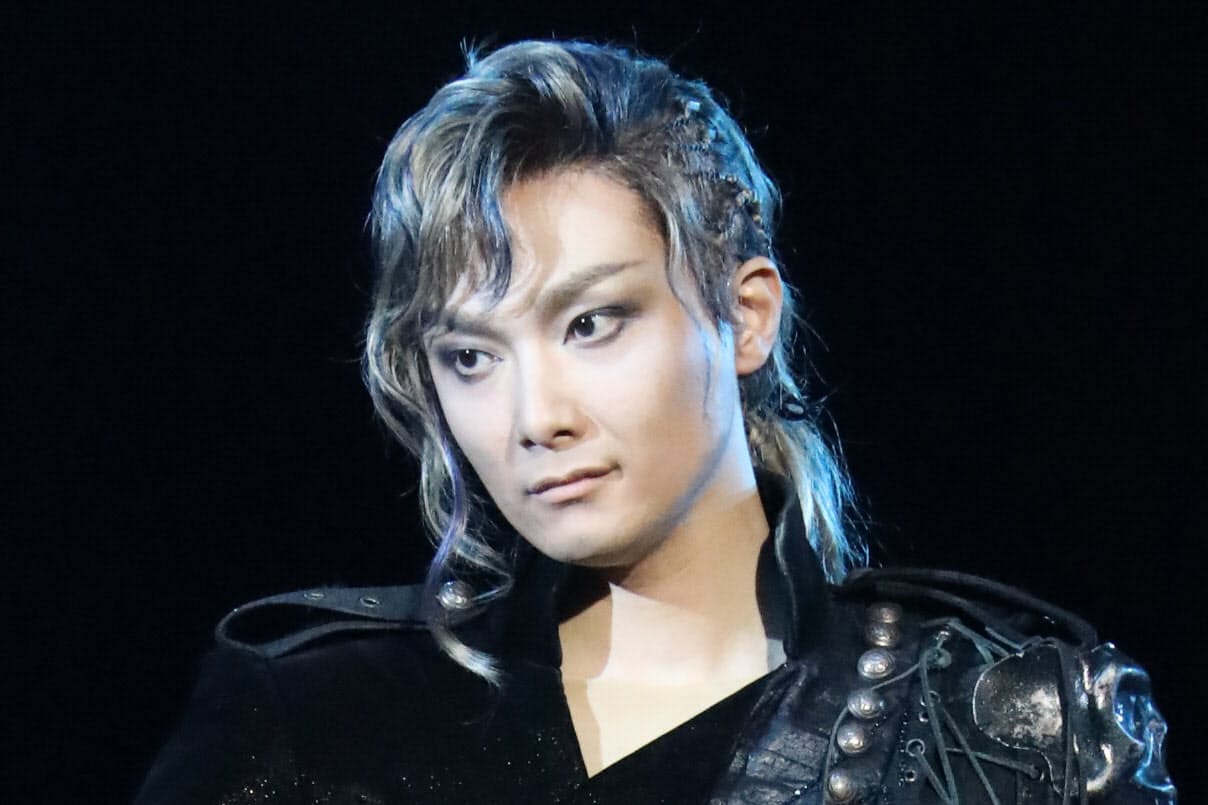 玉置浩二さんの生歌 力を抜かないすごさ 井上芳雄 Nikkei Style 玉置浩二さんの生歌 力を抜かないすごさ 井上芳雄 Nikkei Style