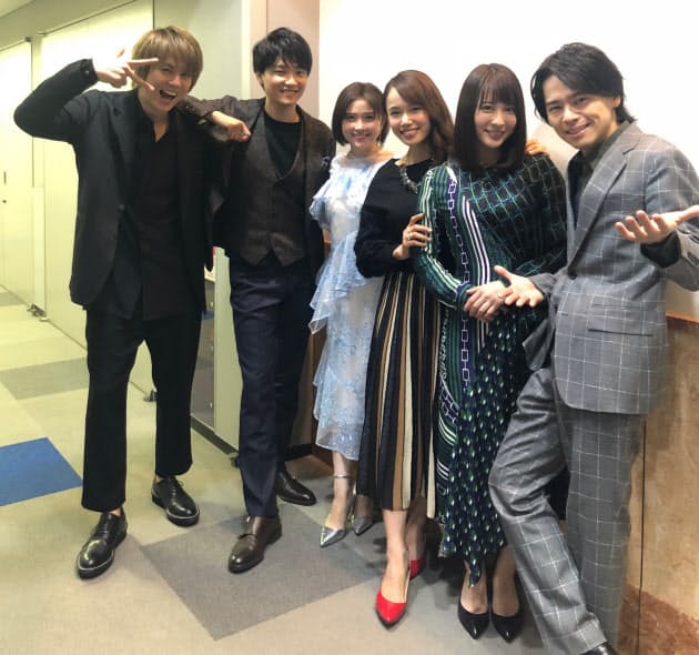 ミュージカル俳優イロイロ を伝えたい 井上芳雄 Nikkei Style ミュージカル俳優イロイロ を伝えたい 井上芳雄 Nikkei Style