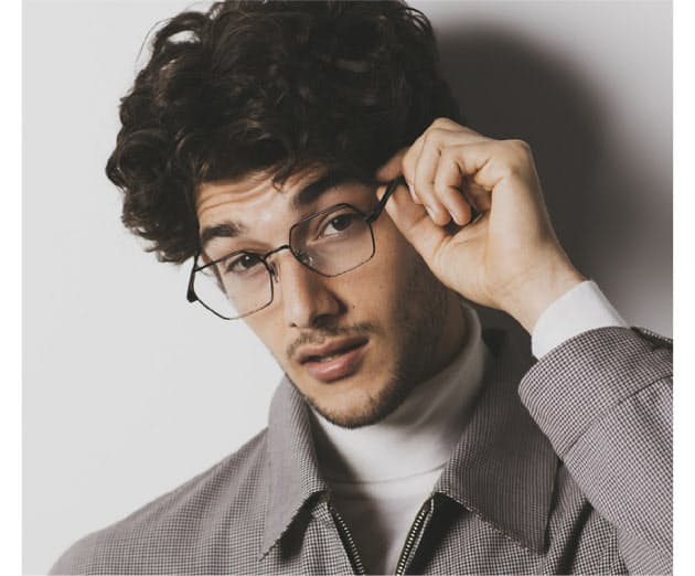 仕事がデキる男に見せるメガネ 接客業ならラウンド型 Nikkei Style 仕事がデキる男に見せるメガネ 接客業ならラウンド型 Nikkei Style