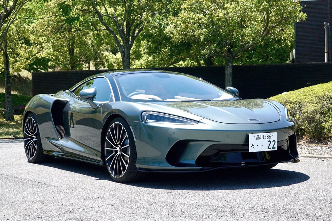 スーパーカーでゴルフ 男の夢かなえるマクラーレンgt Nikkei Style スーパーカーでゴルフ 男の夢かなえるマクラーレンgt Nikkei Style