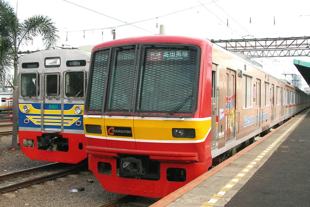 フィリピン 電車に発電機搭載 投石防止網も 埼京線車両 ジャカルタに アジアに Nikkei Style