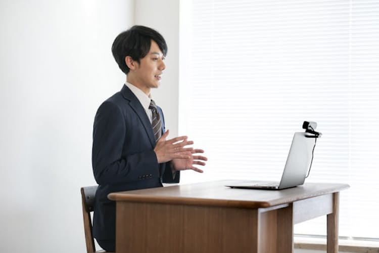 あなたの同僚から話を聞かせて 急増 転職前の 人物確認 Nikkei Style