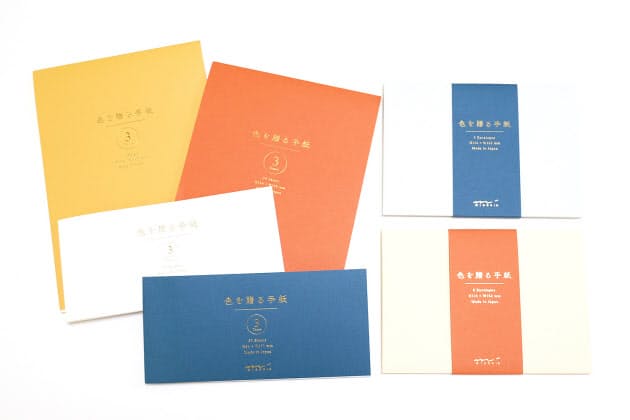 紙の色を楽しんで手紙を書こう 色彩や筆致を楽しむガラスペン 暑中見舞いも個性的に Nikkei Style 紙の色を楽しんで手紙を書こう 色彩や筆致を楽しむガラスペン 暑中見舞いも個性的に Nikkei Style