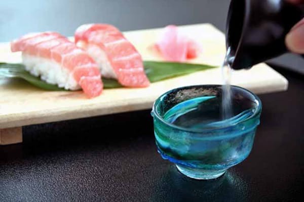 誕生して900年 かまぼこ の名前の由来とは Nikkei Style 誕生して900年 かまぼこ の名前の由来とは Nikkei Style