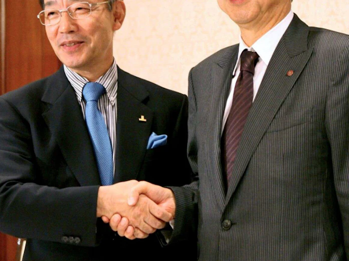 高島屋と阪急阪神 統合断念 日本経済新聞