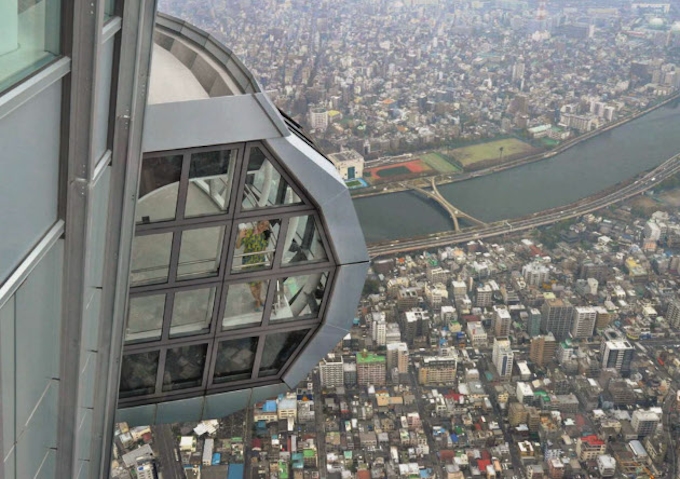 東京スカイツリー 第2展望台公開 日本経済新聞 東京スカイツリー 第2展望台公開 日本経済新聞