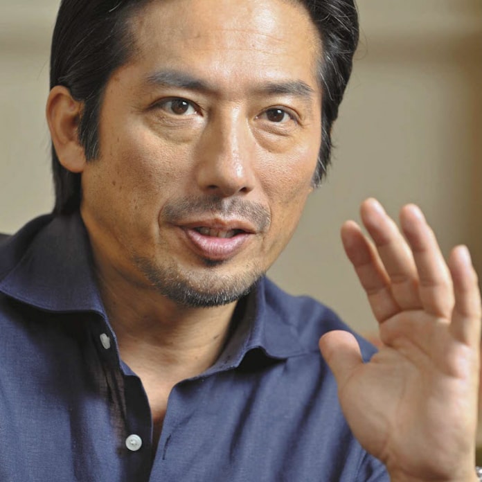 ハリウッドへの挑戦 日本経済新聞 ハリウッドへの挑戦 日本経済新聞