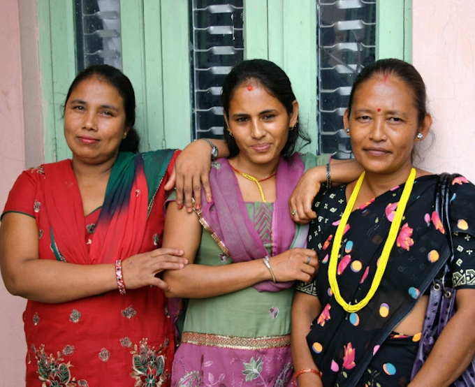 ネパールの少女守れ インドへ人身売買横行 日本経済新聞