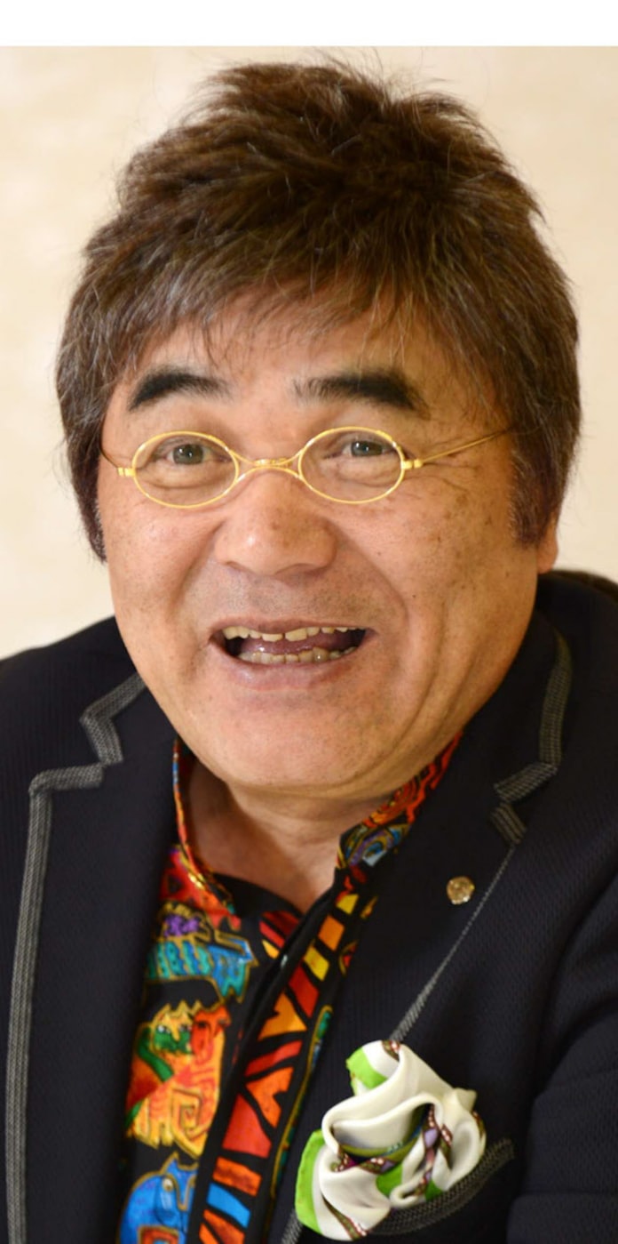 漫談家 綾小路きみまろさん 日本経済新聞 漫談家 綾小路きみまろさん 日本経済新聞