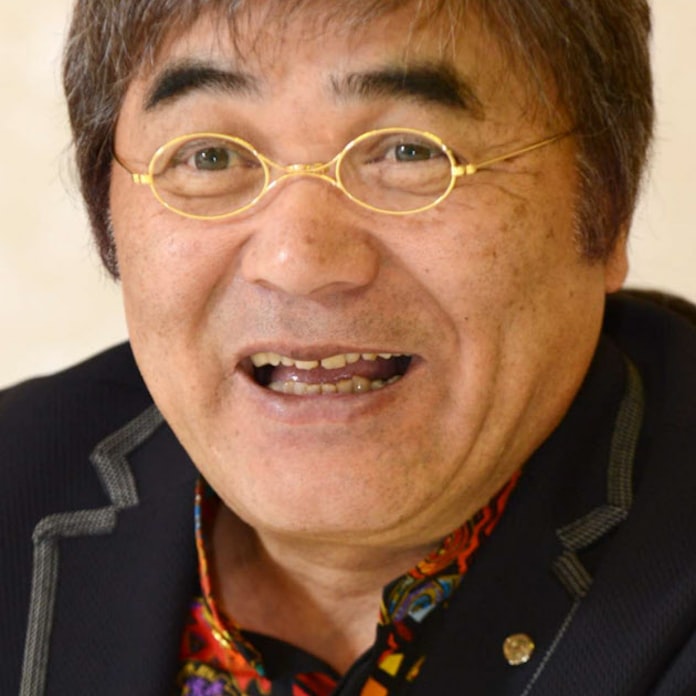 漫談家 綾小路きみまろさん 日本経済新聞 漫談家 綾小路きみまろさん 日本経済新聞