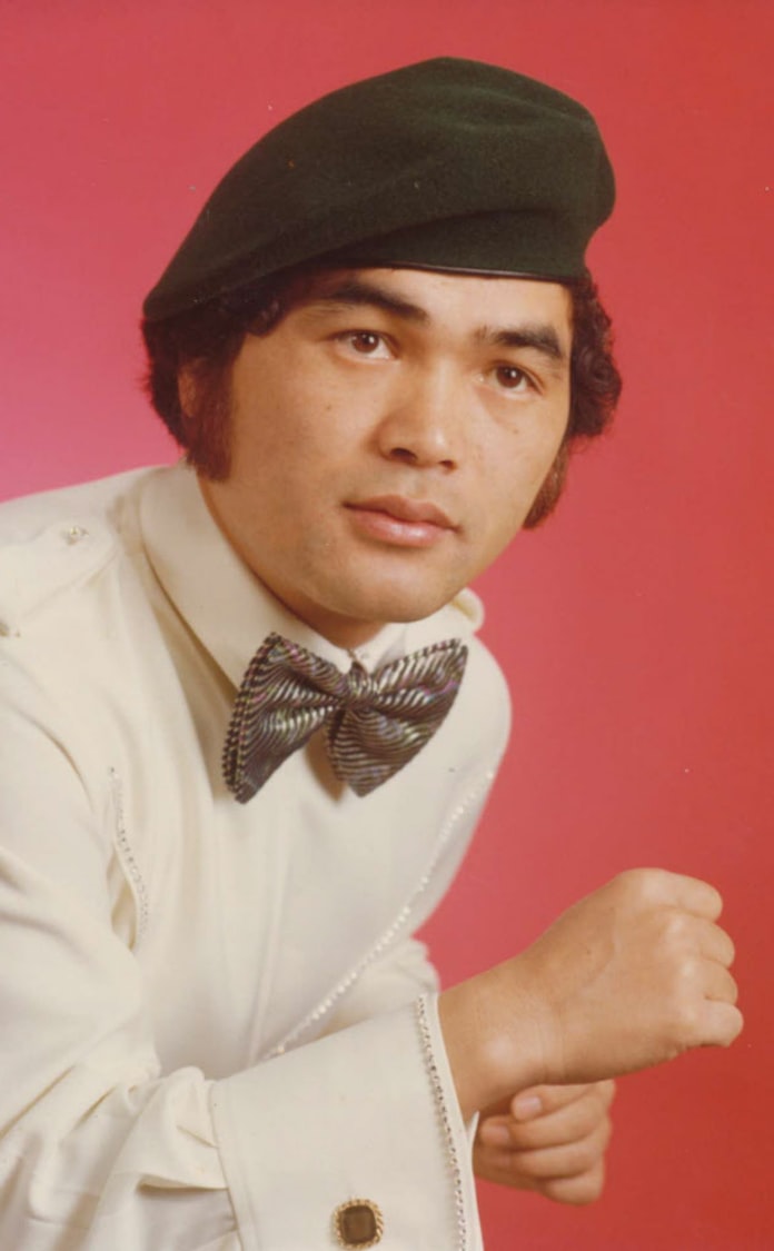 漫談家 綾小路きみまろさん 日本経済新聞 漫談家 綾小路きみまろさん 日本経済新聞