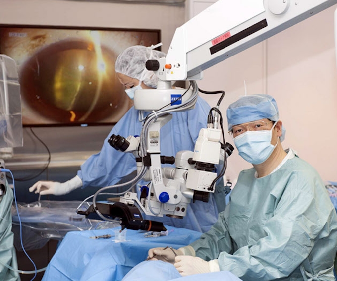 三井記念病院眼科部長 赤星隆幸さん 日本経済新聞